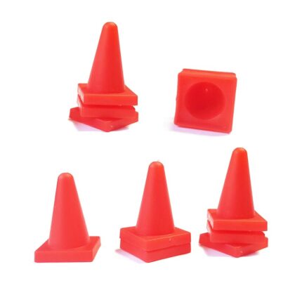 10 Mini Pylonen 1,5 x 1,5 x 2,5 cm für Modellautos & RC Modelle - Siva 90043