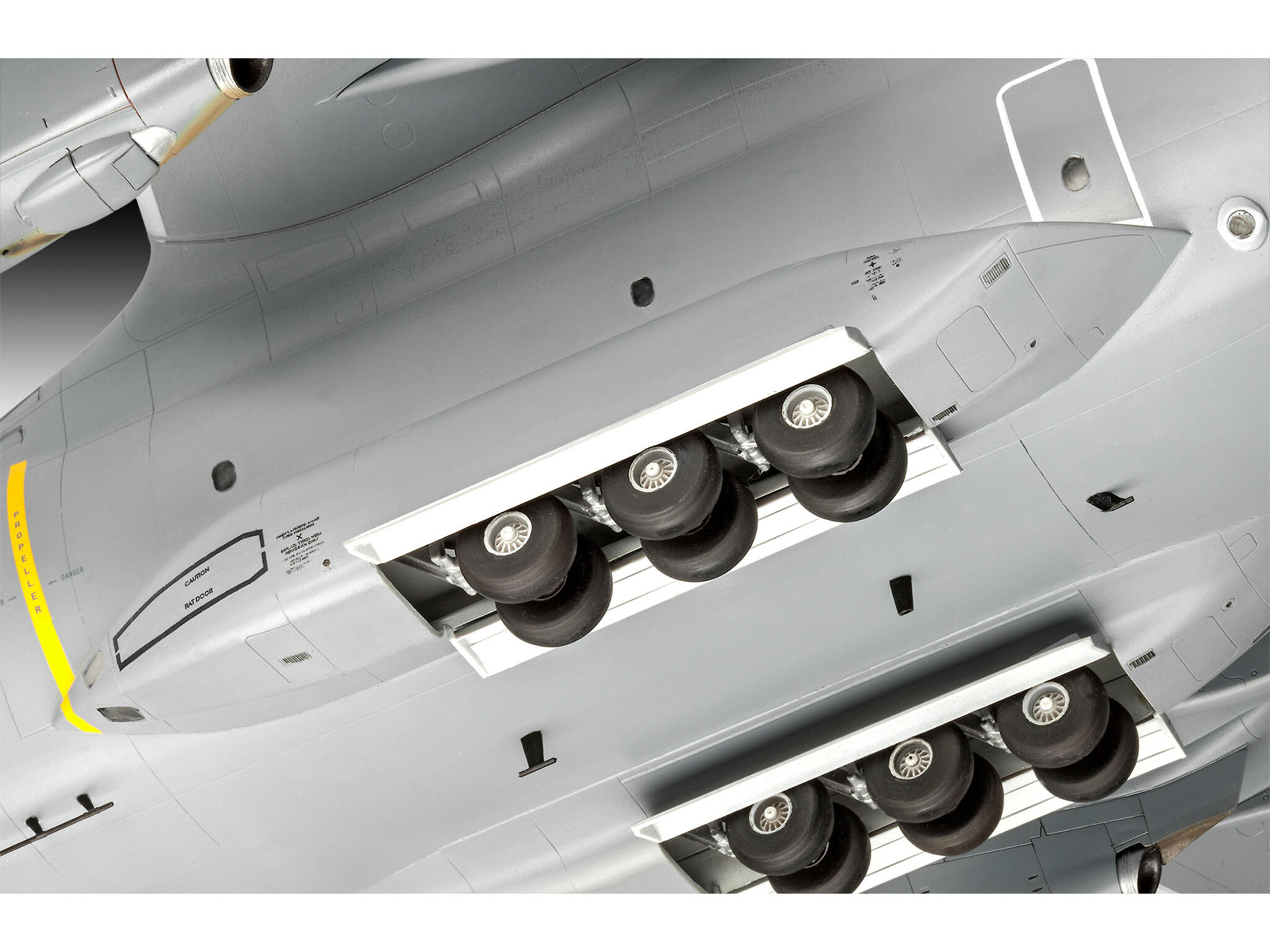 Airbus A400M "ATLAS" Modellbausatz Set 1:72 64 cm - Revell 03929 – Bild 5