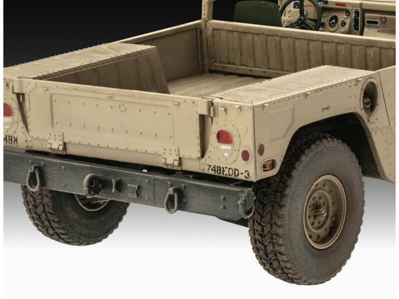 HMMWV Humvee M109 7A2 Bausatz 1:35 - Revell 03366 – Bild 4