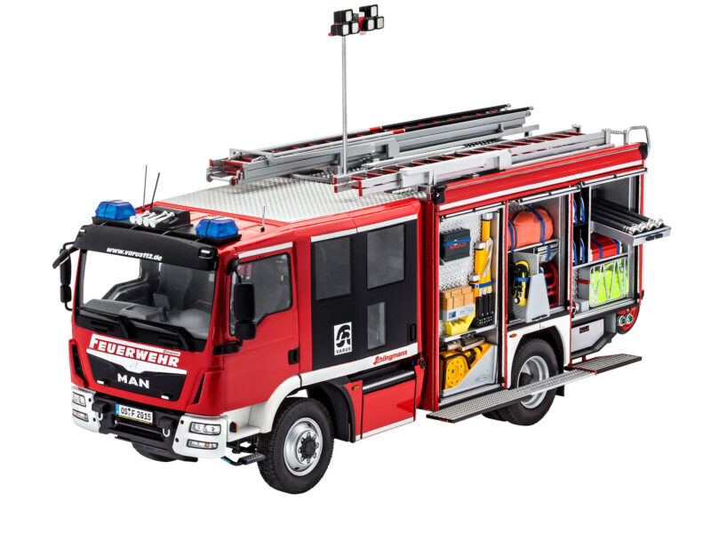 MAN TGM 13.290 / Schlingmann HLF 20 VARUS 4x4 Feuerwehr Fahrzeug - Revell 07452 – Bild 11