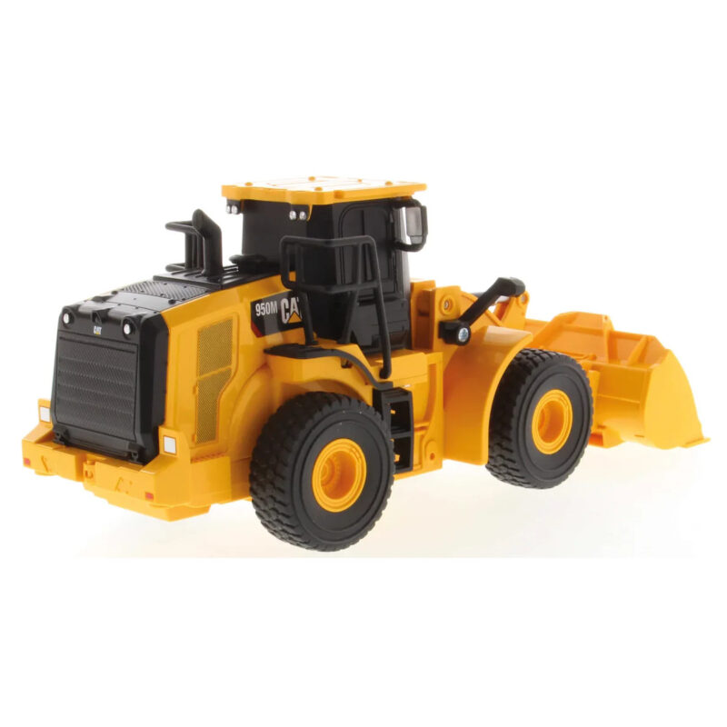 RC Cat® 950M Radlader (B/O) Caterpillar 1:35 2,4Ghz - Carrera 37023003 – Bild 3