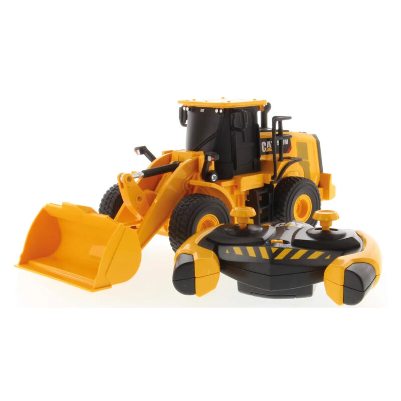 RC Cat® 950M Radlader (B/O) Caterpillar 1:35 2,4Ghz - Carrera 37023003 – Bild 2