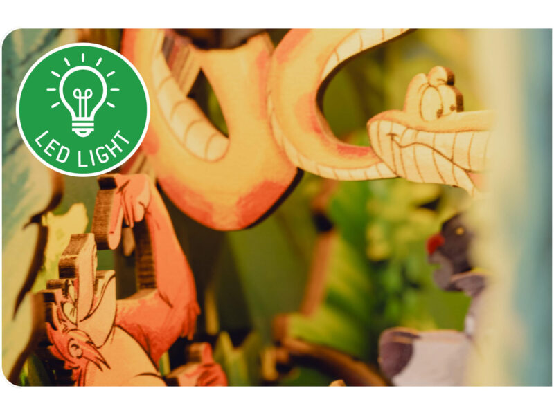 Tiny Adventures Book Nook - Disney "Das Dschungelbuch" mit LED Beleuchtung Holzbausatz 68 Teile - Revell 00535 – Bild 7