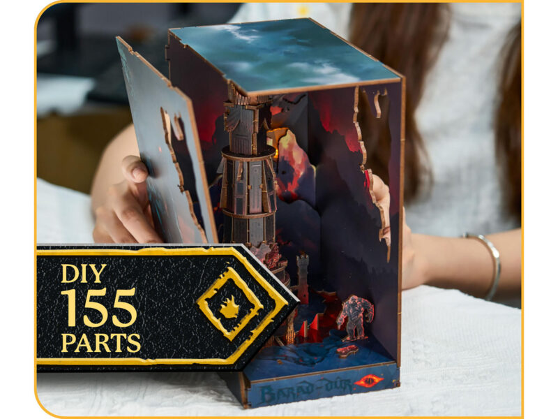 Tiny Adventures Book Nook - Herr der Ringe Barad-Dûr LED Beleuchtung Holzbausatz - Revell 00537 – Bild 6