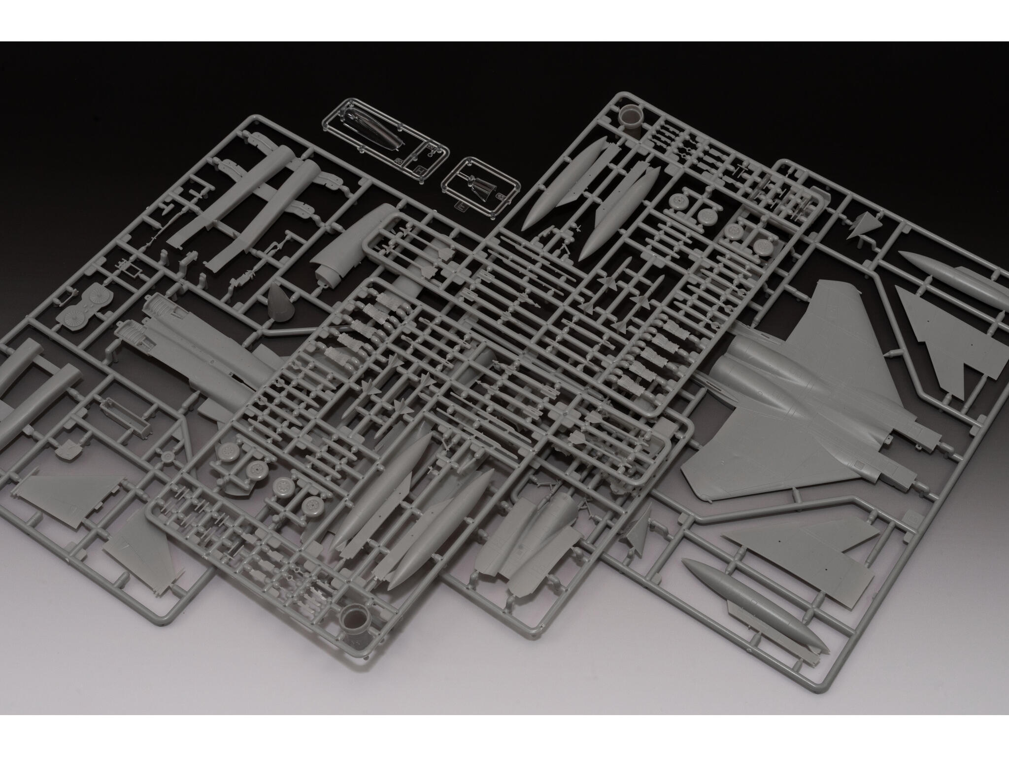 Boeing F-15C Eagle 1:72 Kampfjet Bausatz - Revell 03778 – Bild 7