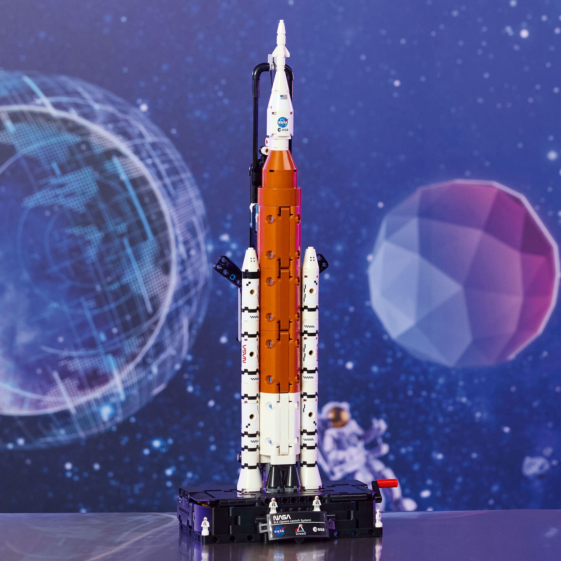 NASA Artemis SLS-Schwerlastraket 70 cm 632 Teile - LEGO® Technic™ Space 42221 – Bild 5