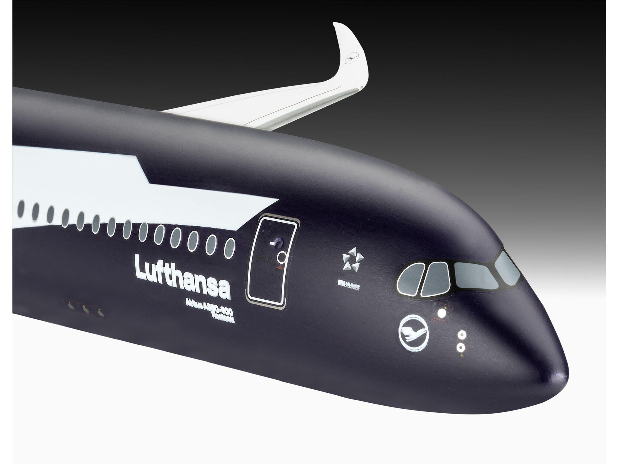 Airbus A350-900 Lufthansa 100years 1:144 Bausatz inkl. Farbe & Kleber - Revell 05612 – Bild 3